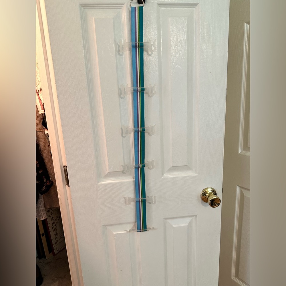 Ribbon Sandal Hanger